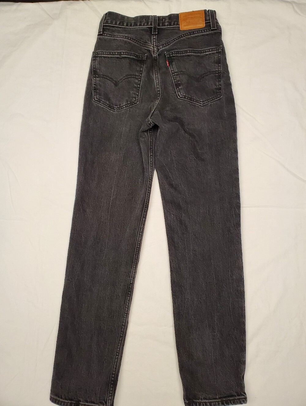 Levi's Premium 70s High Slim Straight Jeans Size 24 Gray Black Wash Ultra High - Picture 6 of 7